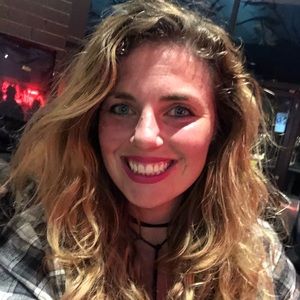 Meet your Posher, Daphne